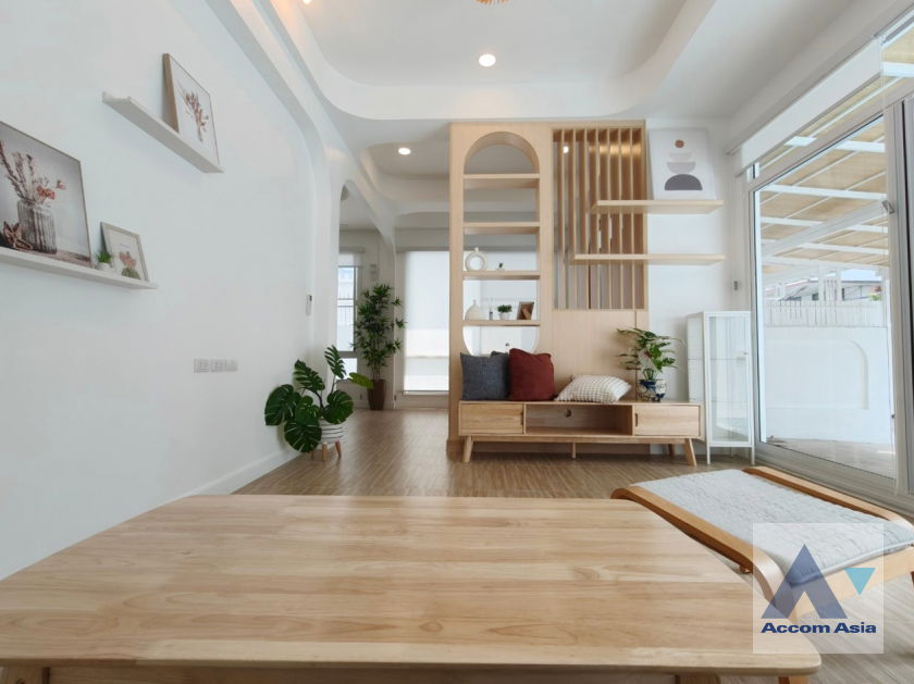 รูป 🔼🔽 AccomA 📩  3 BR House in Khlong Ton Nuea (AA42969) - รูปที่ 2/20
