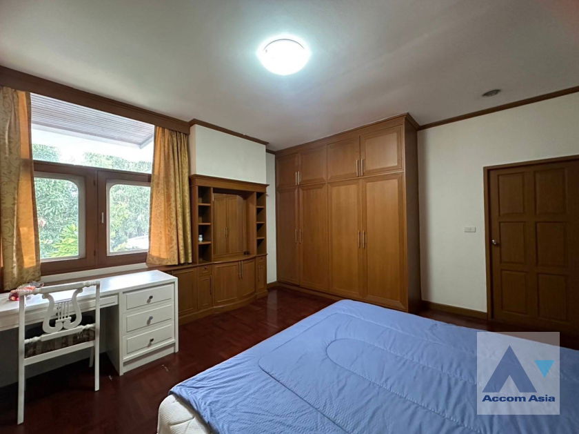 picture 🔼🔽 AccomA 📩 Garden,Private Swimming Pool,Pet friendly 5 BR House in  (10003601) - 20/20