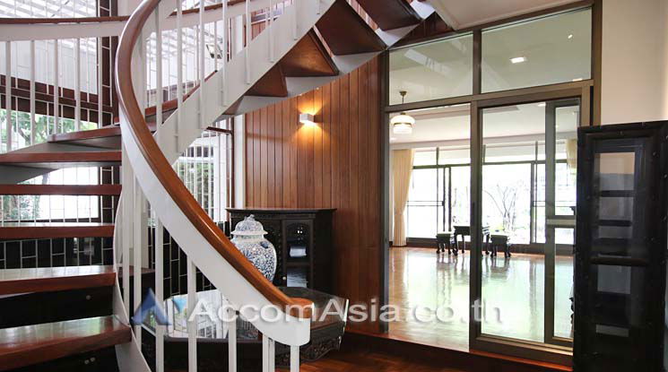picture 🔼🔽 AccomA 📩 Home Office 4 BR House in Khlong Toei Nuea (AA14571) - 13/19