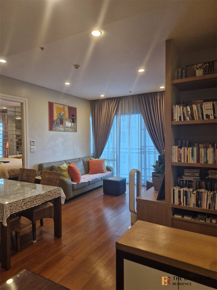 picture Ultimate Luxury Condo in Business District Bright 24 - 3/10