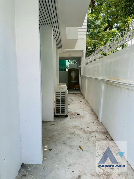 picture 🔼🔽 AccomA 📩  4 BR House in Phra Khanong Nuea (AA43882) - 16/16