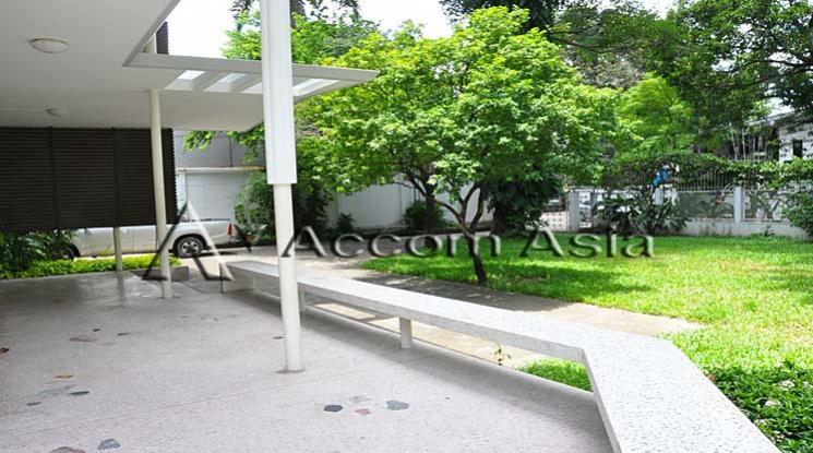 picture 🔼🔽 AccomA 📩 Home Office 4 BR House in  (90352) - 9/9