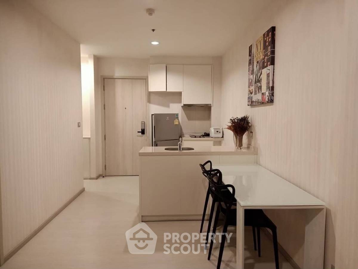 รูป คอนโด 1-ห้องนอน ที่ ริทึ่ม สุขุมวิท42 ใกล้ BTS เอกมัย (ID 1959565) - รูปที่ 2/10