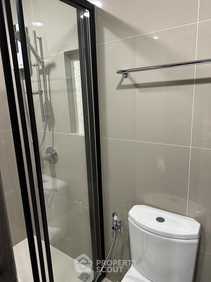 picture 1-BR Condo at XT Huaikhwang near MRT Huai Khwang (ID 1176038) - 8/13