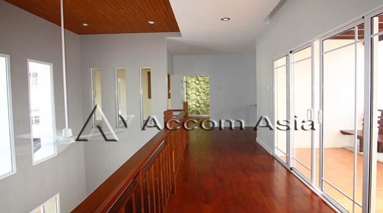 picture 🔼🔽 AccomA 📩 Home Office,Private Swimming Pool 4 BR House in  (2318379) - 8/9