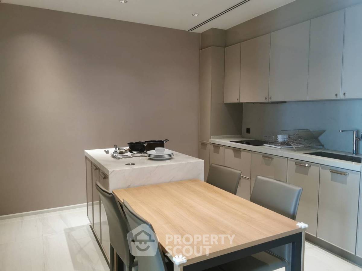 picture 2-BR Condo at KRAAM Sukhumvit 26 near BTS Phrom Phong (ID 512547) - 7/11
