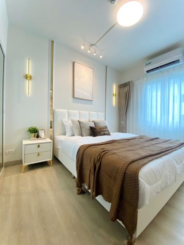 A Space Asoke -Ratchada 1, beautiful, classic, classic, near SWU , BTS 