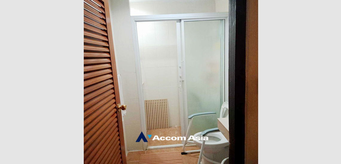 picture 🔼🔽 AccomA 📩 Home Office 4 BR House in  (AA33848) - 12/13