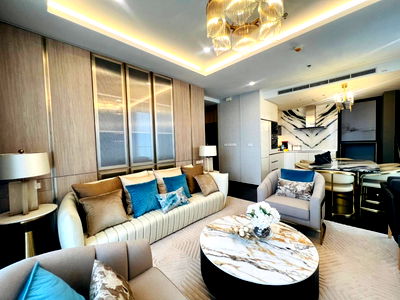 Condos for sale Phloen Chit Road : ❖ Luxury Penthouse ❖ Tower C, 40+ Floor, 208.93 sq.m. | 3 Bedroom, 3 Bathroom | Condo skywalk connect to BTS ploenchit and Central Embassy