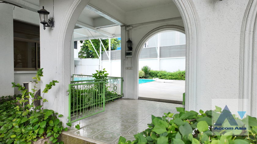 รูป 🔼🔽 AccomA 📩 Private Swimming Pool 4 BR House in Khlong Ton Nuea (AA40098) - รูปที่ 7/20
