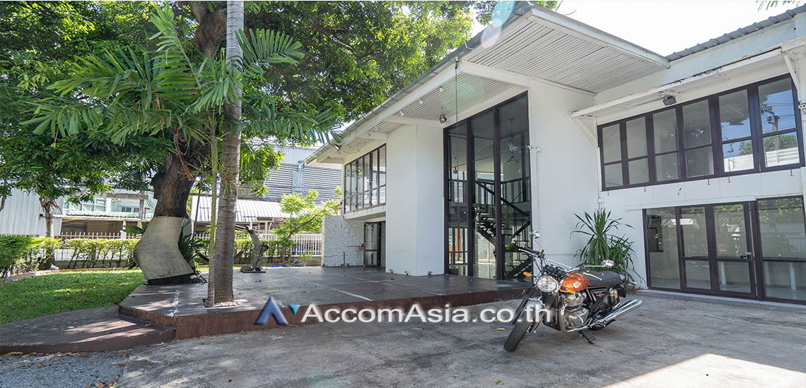 picture 🔼🔽 AccomA 📩 Home Office 2 BR House in Klong Tan (1712702) - 11/13