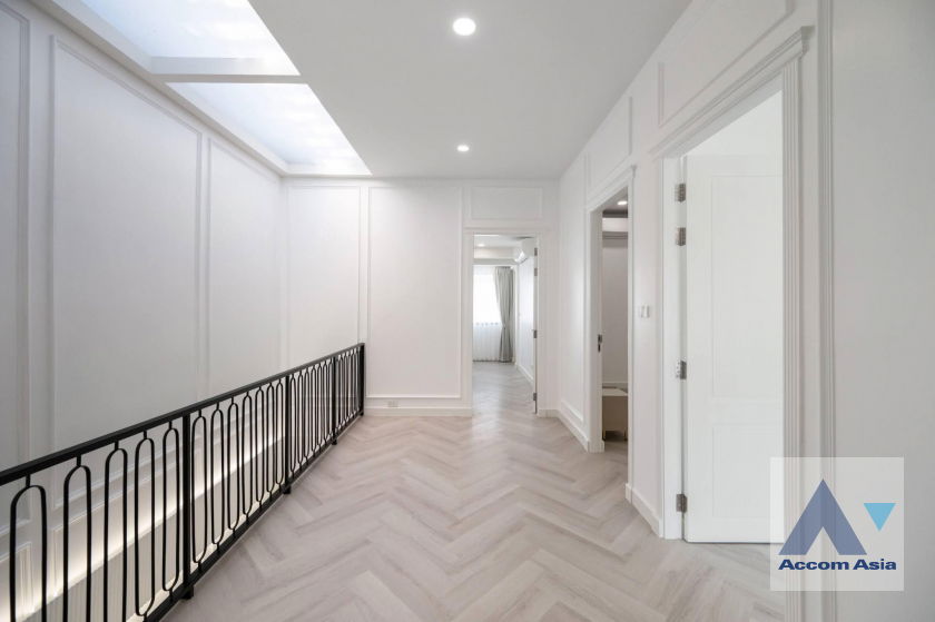 picture 🔼🔽 AccomA 📩 Newly renovated 4 BR House @Moo Baan Klongtan Nivet (AA41991) - 11/19