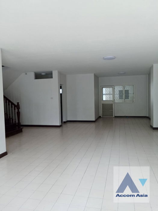 รูป 🔼🔽 AccomA 📩  5 BR Townhouse @ (AA40136) - รูปที่ 1/10