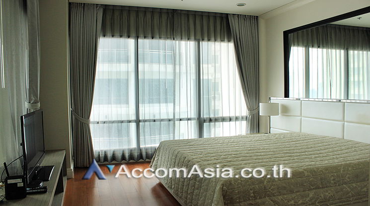 รูป 🔼🔽 AccomA 📩 Double High Ceiling,Duplex Condo 3 BR Condominium @Bright Sukhumvit 24 (AA25374) - รูปที่ 6/8