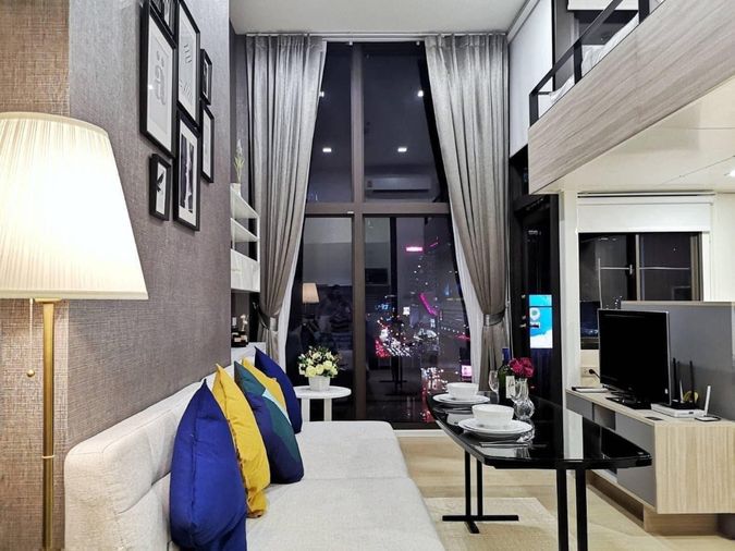 🔐#PT2405_150🔐 ว่างพร้อมอยู่🗓️𝐅𝐨𝐫 𝐑𝐞𝐧𝐭 ( 40 𝐬𝐪𝐦. Duplex 1 bed, 1𝐛𝐚𝐭𝐡 )𝐂𝐡𝐞𝐰𝐚𝐭𝐡𝐚𝐢 𝐑𝐞𝐬𝐢𝐝𝐞𝐧𝐜𝐞 𝐀𝐬𝐨𝐤𝐞