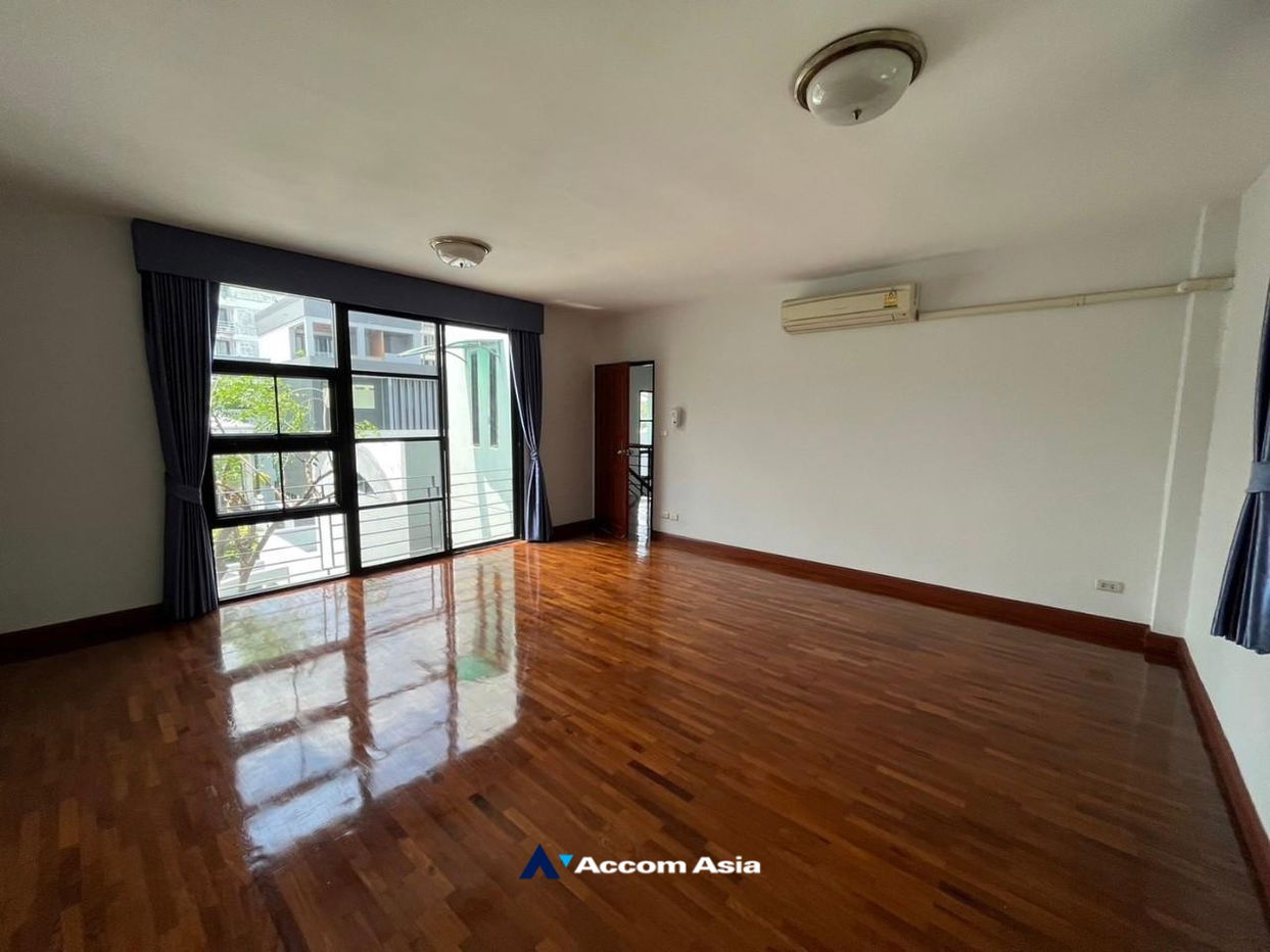picture 🔼🔽 AccomA 📩 Elegant living with garden space in Sukhumvit (AA26732) - 12/20