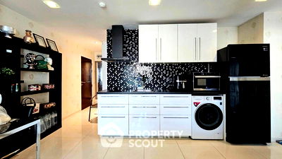 Condos for sale Terminal 21 Pattaya : 1-BR Condo at Art On The Hill close to Phratamnak (ID 2073169)