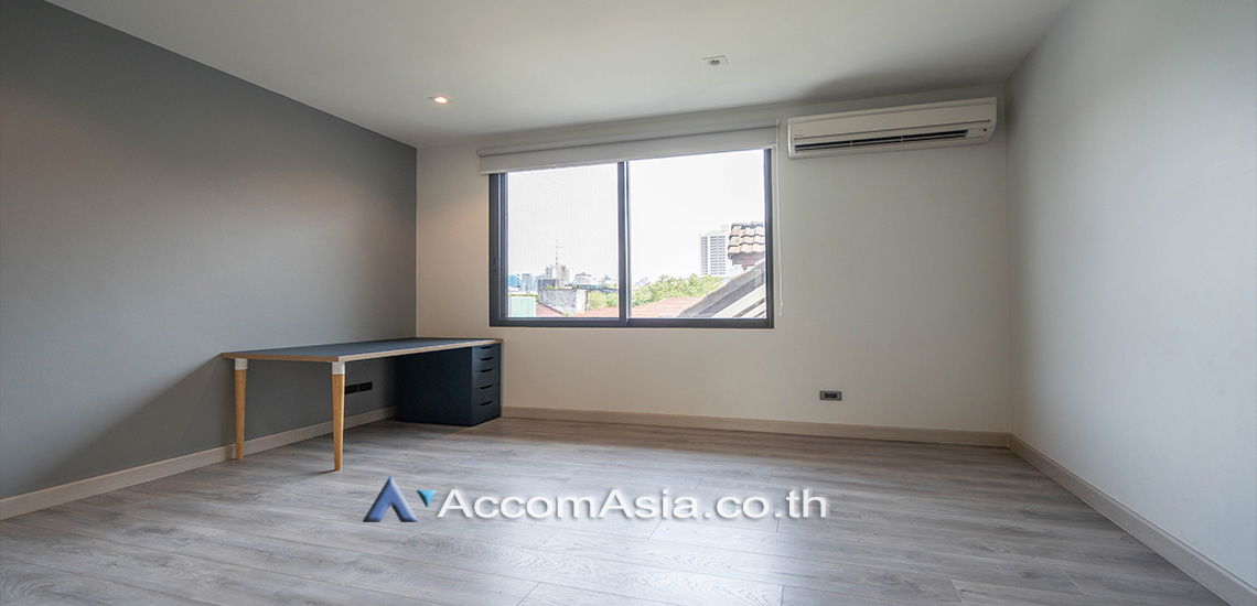 รูป 🔼🔽 AccomA 📩  3 BR Townhouse in Khlong Ton Nuea (AA25186) - รูปที่ 6/11