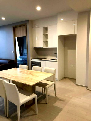 คอนโดให้เช่า : ♦ Rare Unit ♦ ชั้น 25+ Type B07 | ขนาด 81.14 ตร.ม. 2 ห้องนอน | คอนโดมีSkywalk เชื่อมเข้า BTS เพลินจิตและเซ็นทรัล เอ็มแบสซี่