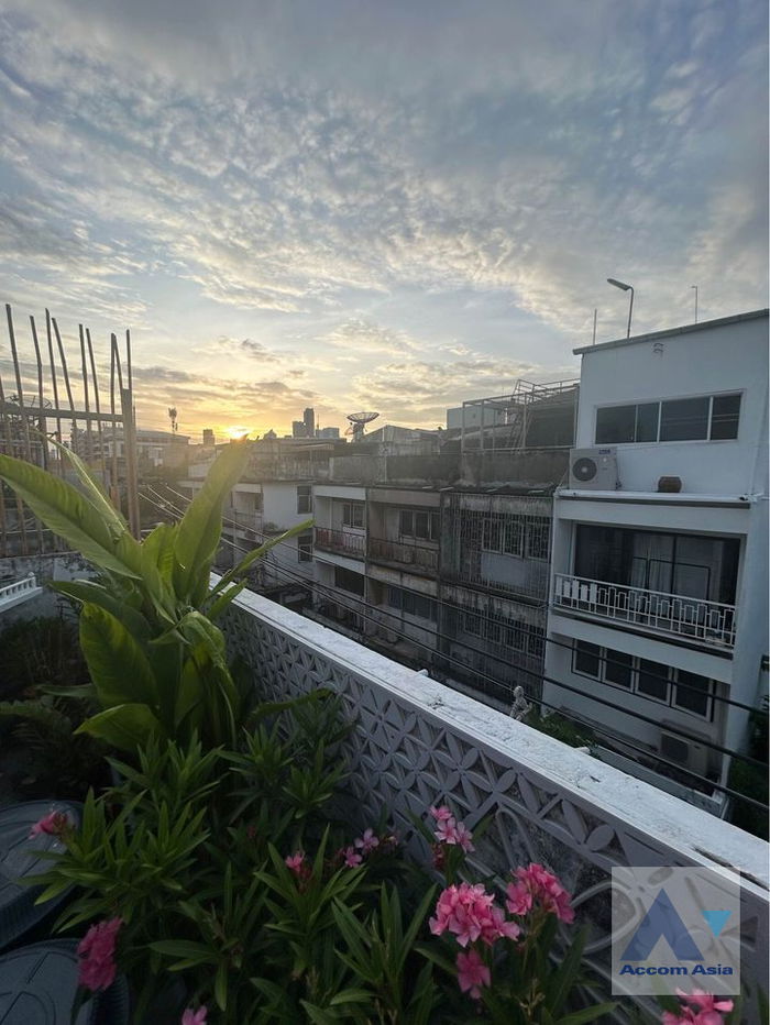 รูป 🔼🔽 AccomA 📩  4 BR Townhouse in Phra Khanong Nuea (AA40869) - รูปที่ 15/16