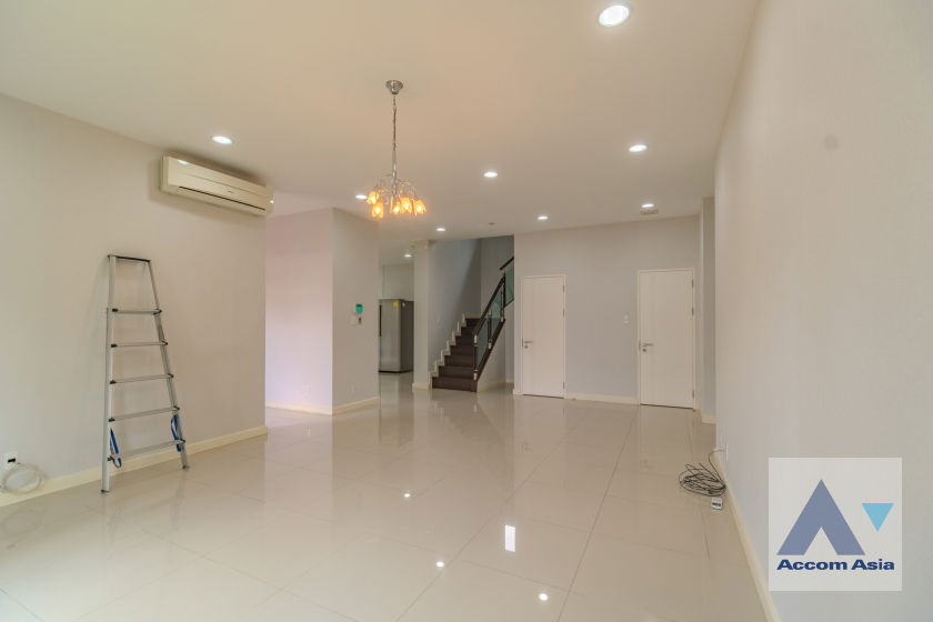 picture 🔼🔽 AccomA 📩  4 BR House in Klong Tan (AA17761) - 5/20