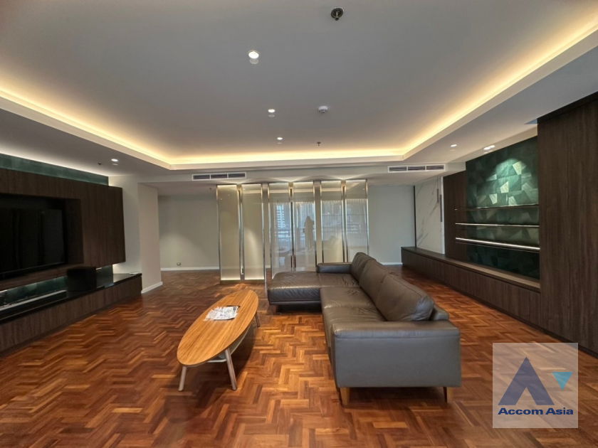 picture 🔼🔽 AccomA 📩 Contemporary condominium with wood floors and peaceful layout in Sukhumvit (20703) - 2/20