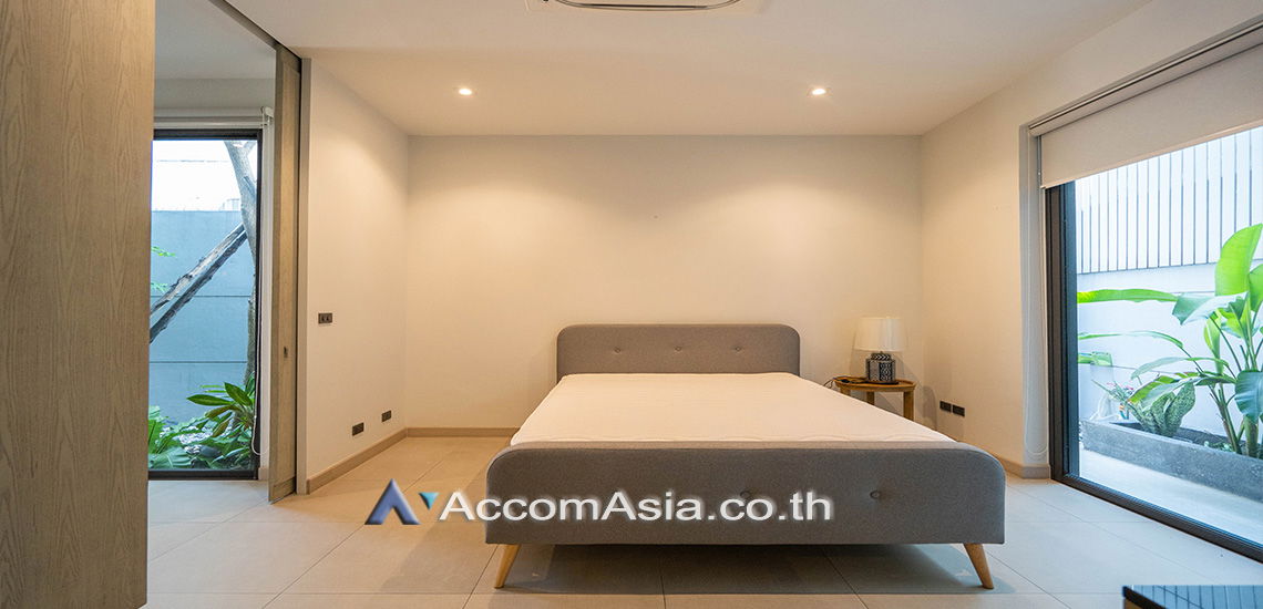 รูป 🔼🔽 AccomA 📩  3 BR Townhouse in Khlong Ton Nuea (AA25186) - รูปที่ 8/11