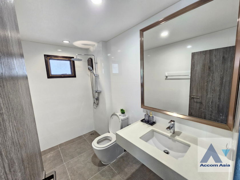 picture 🔼🔽 AccomA 📩  4 BR House @House (AA43277) - 19/20