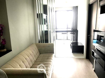 Condos for sale : Well-Priced 1-BR Condo In Rhythm Sukhumvit 44/1 Near BTS Phra Khanong (70m) (ID 1259739)