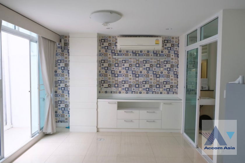 picture 🔼🔽 AccomA 📩 Home Office,Pet friendly 4 BR Townhouse in Khlong Toei (AA29533) - 9/19