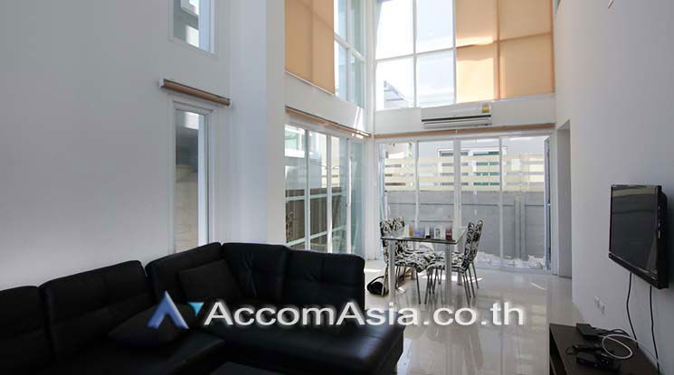 รูป 🔼🔽 AccomA 📩 Contemporary Townhouse with Open Layout in Sukhumvit (13000272) - รูปที่ 4/14