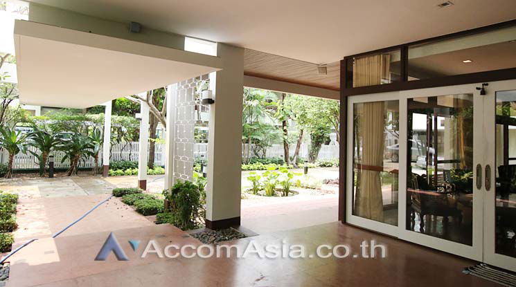 picture 🔼🔽 AccomA 📩 Home Office 4 BR House in Khlong Toei Nuea (AA14571) - 4/19