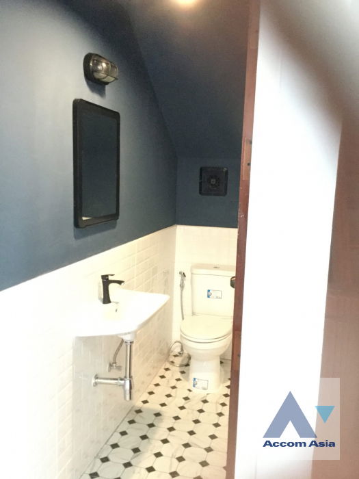 picture 🔼🔽 AccomA 📩  3 BR Townhouse @Villa 49 (1818235) - 10/12