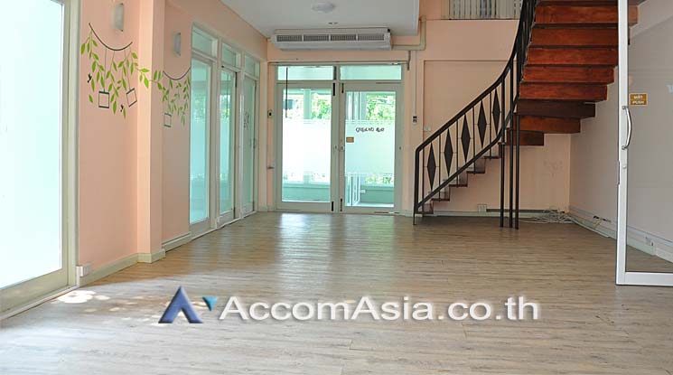 picture 🔼🔽 AccomA 📩 Home Office 3 BR House in Phra Khanong Nuea (AA14855) - 4/11