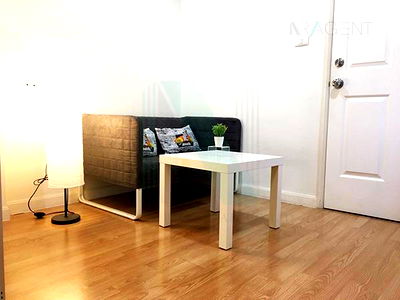 Condos for sale The Nine Rama 9 : Condo for sale, Lumpini Ville Phatthanakan - New Petchburi, 1 bedroom, 5th floor, Building B1, near ARL Ramkhamhaeng.