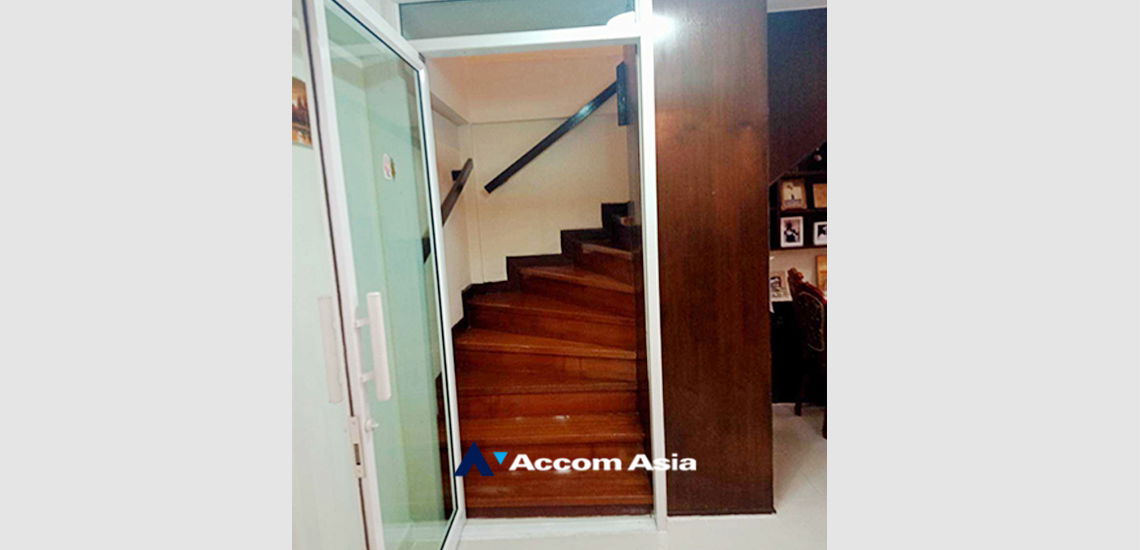 picture 🔼🔽 AccomA 📩 Home Office 4 BR House in  (AA33848) - 7/13