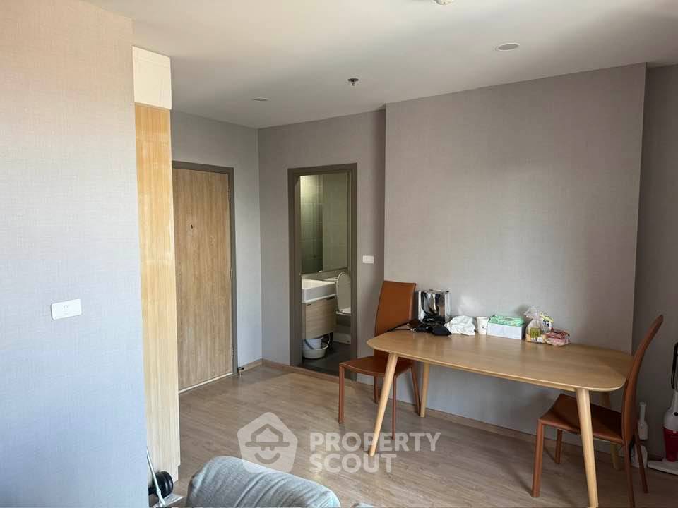 picture 2-BR Condo at Ideo O2 near BTS Bang Na (ID 2178250) - 2/8