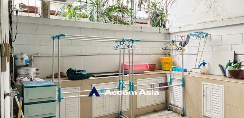 picture 🔼🔽 AccomA 📩  3 BR Townhouse in  (AA13908) - 17/19