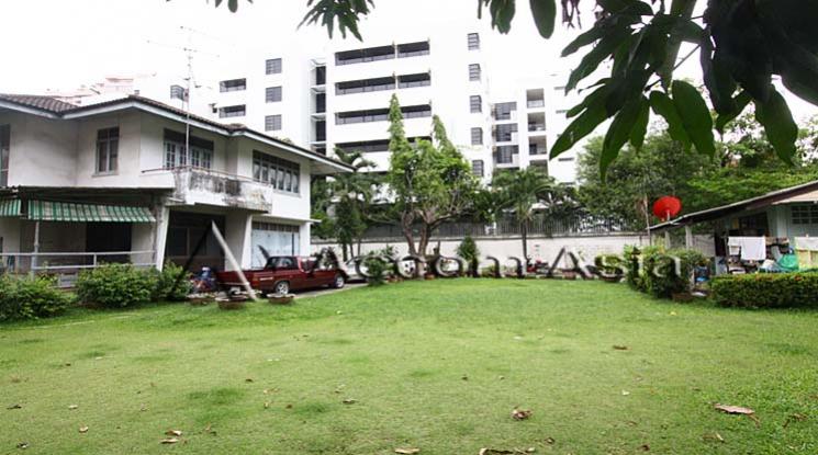 รูป 🔼🔽 AccomA 📩 Large garden house with classic Thai design and wood interiors (1718861) - รูปที่ 8/9