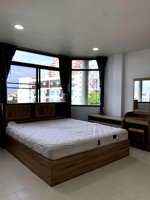 Condos for rent Ramkhamhaeng University : 🚩 For Rent Condo SRIWARA GARDEN CONDOMINIUM Building 3, Floor 6,2 bed room, Room size 80.00 sqm