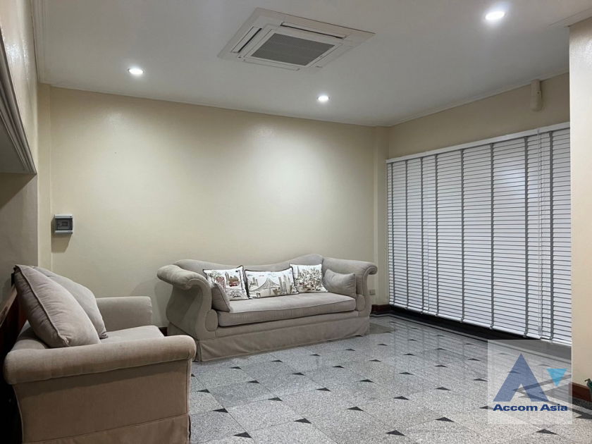 picture 🔼🔽 AccomA 📩  3 BR Townhouse @Thonglor Garden Place (2511604) - 3/20