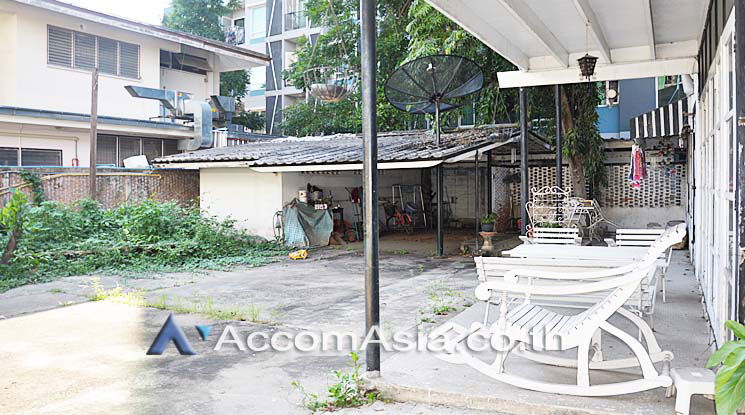 รูป 🔼🔽 AccomA 📩 Home Office 3 BR House in Khlong Ton Nuea (AA15746) - รูปที่ 2/9