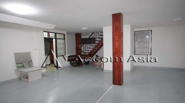 รูป 🔼🔽 AccomA 📩 Home Office 4 BR House in Khwaeng Sam Sen Nai (2319299) - รูปที่ 3/9