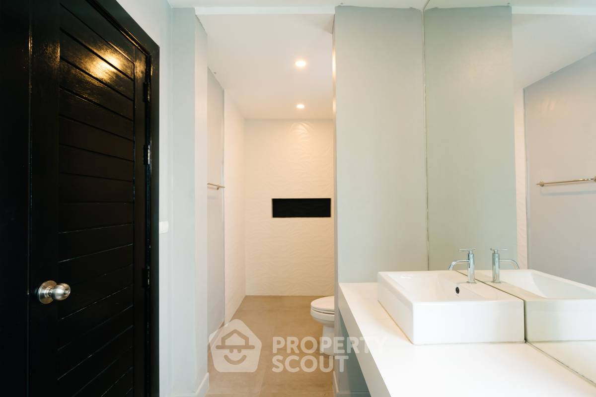 รูป วิลล่า 3-ห้องนอน ใกล้ เมืองหัวหิน (ID 2198638) - รูปที่ 6/8