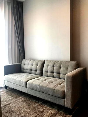 Condos for rent New Petchburi Road Bangkok : [ RENT ] ⚡🌈E72401 C Ekkamai ⚡🌈 LINE: @theagentpro (please include the @)