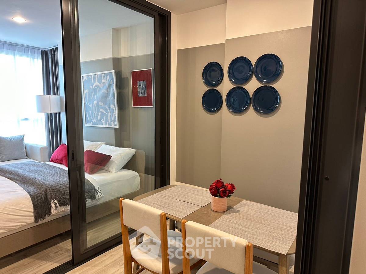 picture 1-BR Condo at XT Huaikhwang near MRT Huai Khwang (ID 1176038) - 7/13