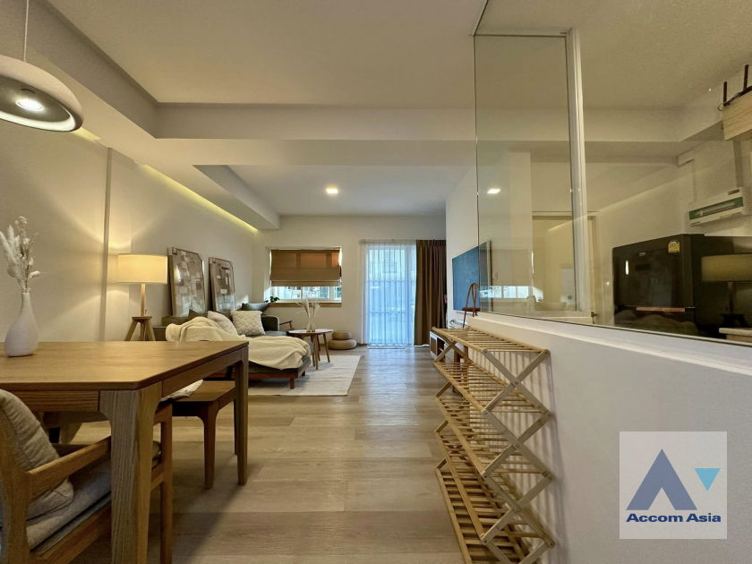 picture 🔼🔽 AccomA 📩  3 BR Townhouse @ (AA30847) - 8/18