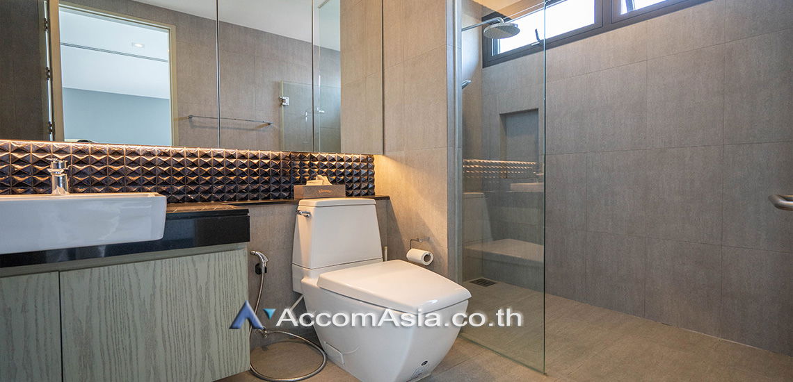 รูป 🔼🔽 AccomA 📩  3 BR Townhouse in Khlong Ton Nuea (AA25186) - รูปที่ 10/11