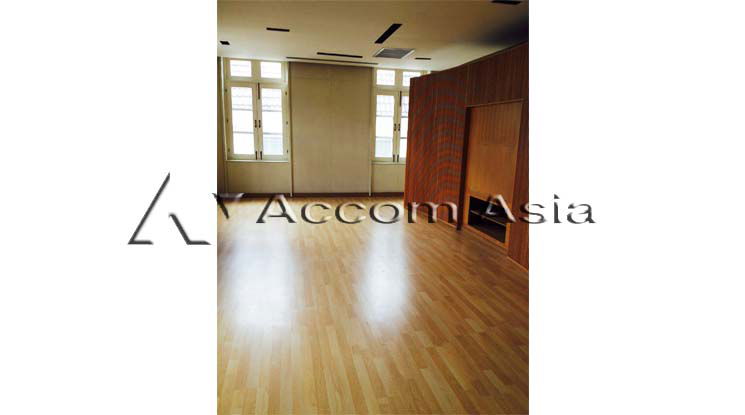 รูป 🔼🔽 AccomA 📩 Private tropical house with pool and lush garden in the Sathorn area (13001750) - รูปที่ 9/13