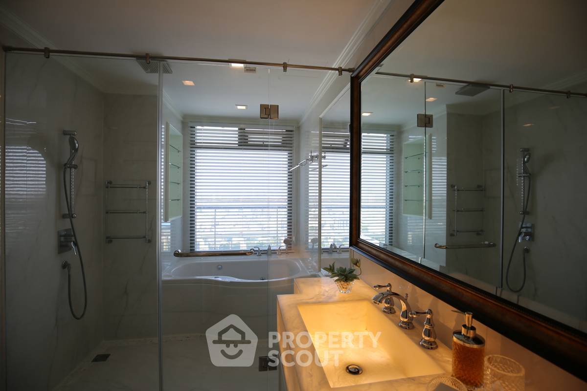 picture 3-BR Condo at Star View close to Phra Ram 3 (ID 465581) - 9/49